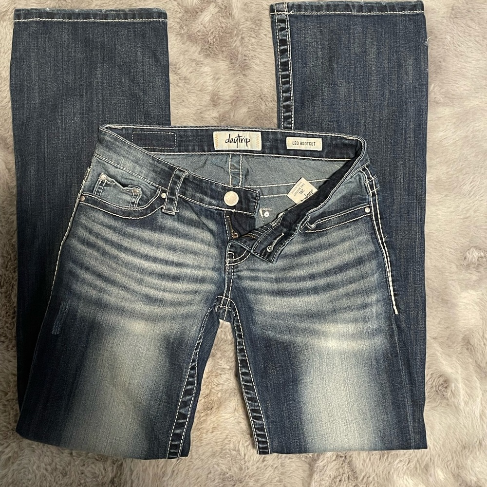 Daytrip denim jeans, Leo bootcut.